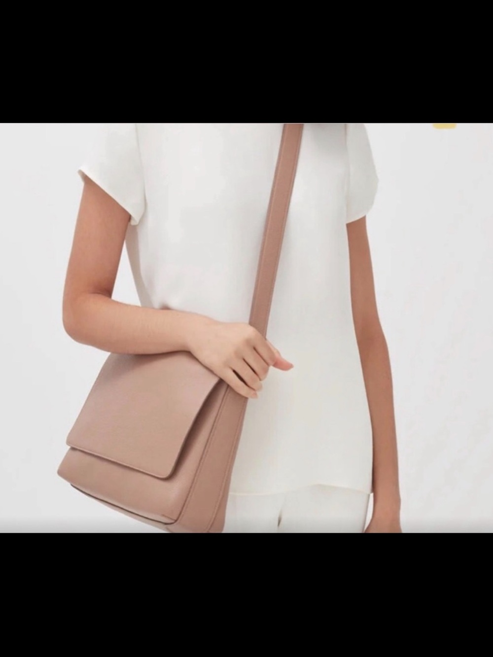 13 inch Cuyana Messenger Bag in Soft Rose - Picture 16 of 16